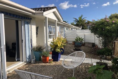 Photo of property in 2/55 Lake Road, Devonport, Auckland, 0624