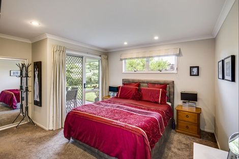 Photo of property in 12 Barcroft Street, Frimley, Hastings, 4120