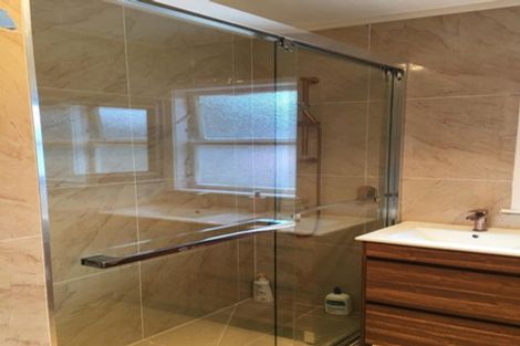 Photo of property in 99 Stottholm Road, Titirangi, Auckland, 0604