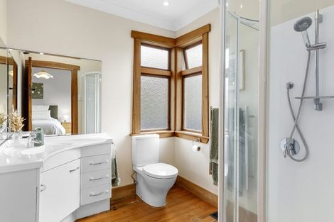 Photo of property in 17 Burnside Street, Waterloo, Lower Hutt, 5011