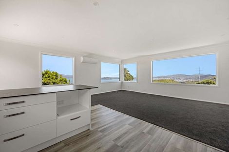 Photo of property in 109 Black Rock Road, Newlands, Wellington, 6037