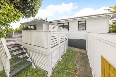 Photo of property in 2/1 Carter Place, Manurewa, Auckland, 2102