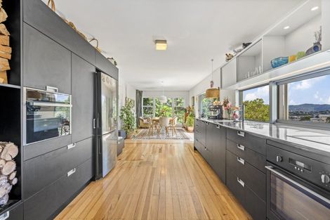 Photo of property in 94 Sidlaw Street, Strathmore Park, Wellington, 6022