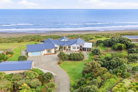 Photo of property in 37 Longbeach Drive, Castlecliff, Whanganui, 4501