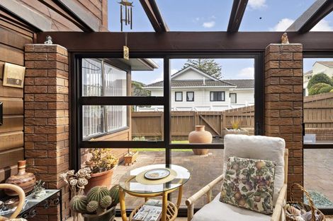 Photo of property in 27 Avon Street, Island Bay, Wellington, 6023