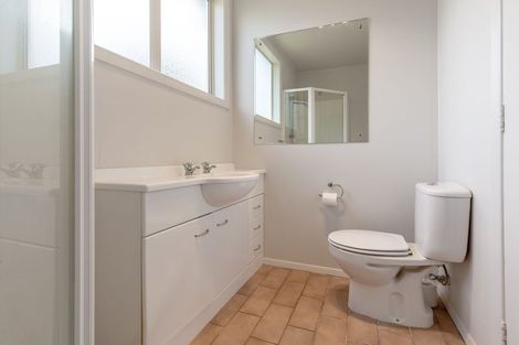 Photo of property in 174 Te Rangitautahanga Road, Turangi, 3334