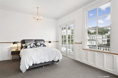 Photo of property in 18 Bidwill Street, Mount Cook, Wellington, 6021