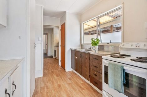 Photo of property in 12 Moki Place, Ruakaka, 0116