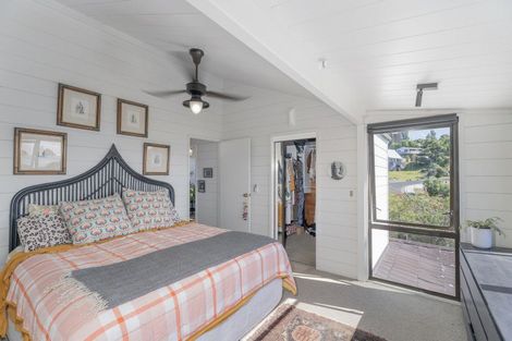 Photo of property in 77 Grange Road, Hahei, Whitianga, 3591