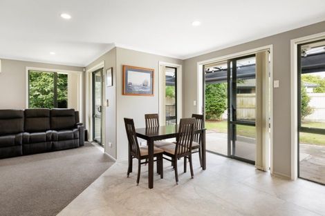 Photo of property in 2 Maara Close, Papamoa Beach, Papamoa, 3118