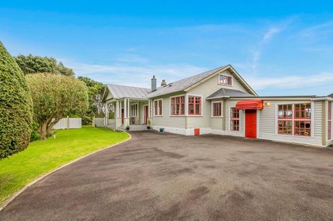 Photo of property in 69 Tilley Road, Paekakariki, 5034
