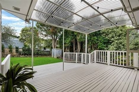 Photo of property in 108 Weatherly Road, Torbay, Auckland, 0630