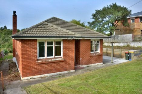 Photo of property in 28 Waldron Crescent, Green Island, Dunedin, 9018