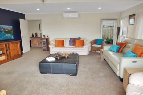 Photo of property in 50a Signal Street, Foxton Beach, Foxton, 4815