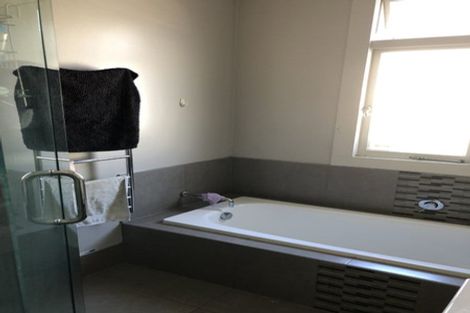 Photo of property in 3a Ellerton Road, Mount Eden, Auckland, 1024