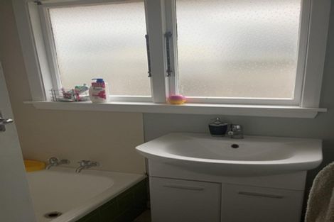 Photo of property in 1/25 Hills Road, Edgeware, Christchurch, 8013