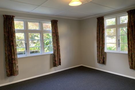 Photo of property in 1 Trig Hill Terrace, Waikanae Beach, Waikanae, 5036