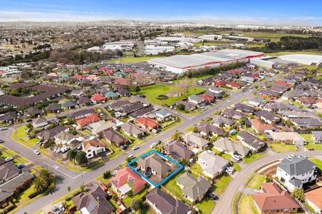Photo of property in 9 Tussock Avenue, Mangere, Auckland, 2022