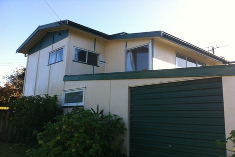 Photo of property in 32 Government Road, Raglan, 3225