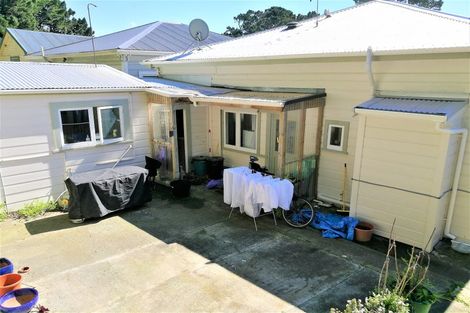 Photo of property in 3 Melrose Crescent, Melrose, Wellington, 6023