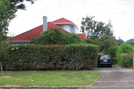 Photo of property in 2/12a Rewi Road, Royal Oak, Auckland, 1023