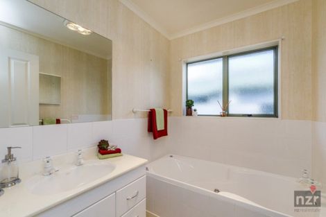 Photo of property in 1a Murihau Place, Feilding, 4702