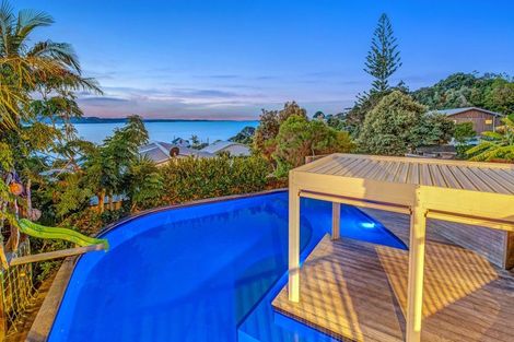 Photo of property in 50a Duncansby Road, Stanmore Bay, Whangaparaoa, 0932