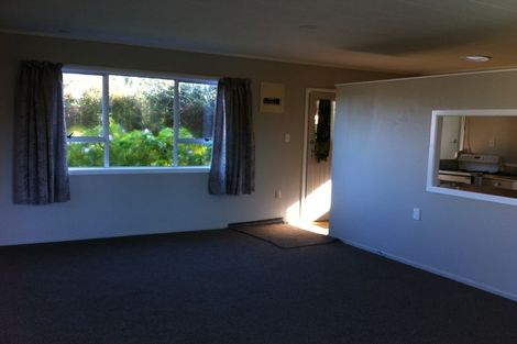 Photo of property in 32 Government Road, Raglan, 3225