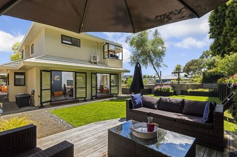 Photo of property in 1/45 Weatherly Road, Torbay, Auckland, 0630