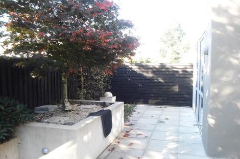 Photo of property in 1/2 Hamilton Avenue, Ilam, Christchurch, 8041