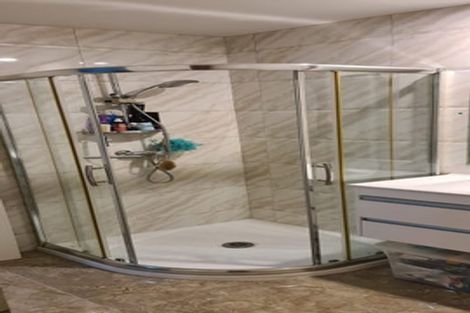 Photo of property in 57e Point View Drive, East Tamaki Heights, Auckland, 2016