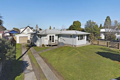 Photo of property in 17 Clark Street, Manurewa, Auckland, 2102