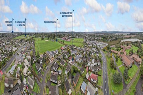 Photo of property in 2/17 Anglers Way, Wattle Downs, Auckland, 2102