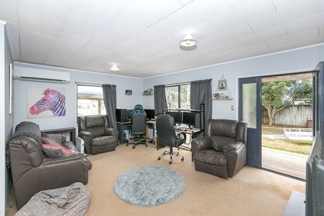 Photo of property in 18 Penney Green, Nawton, Hamilton, 3200