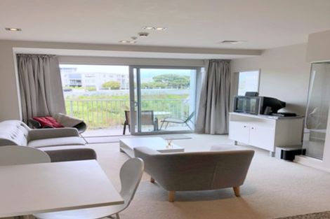 Photo of property in Shoal Haven Apartments, 112a/130 Anzac Street, Takapuna, Auckland, 0622