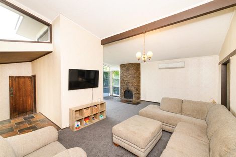 Photo of property in 34 Pinedale Parade, Milson, Palmerston North, 4414