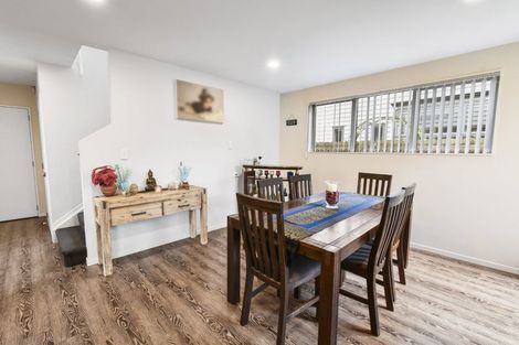 Photo of property in 167 Porchester Road, Takanini, 2112