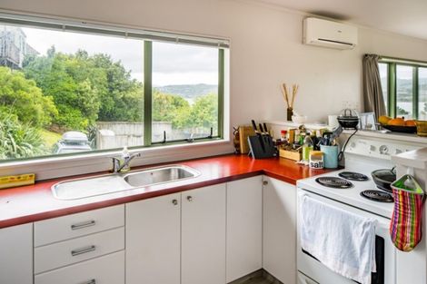 Photo of property in 16a Mawhare Street, Titahi Bay, Porirua, 5022
