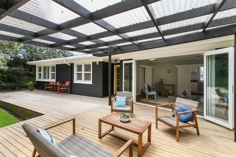 Photo of property in 1/235 Rangatira Road, Beach Haven, Auckland, 0626