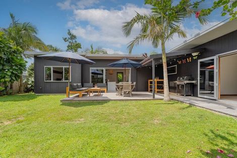 Photo of property in 1 Summer Lane, Tairua, 3508