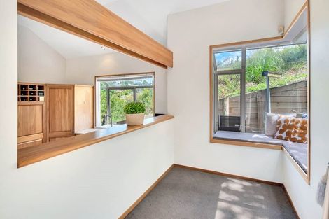 Photo of property in 16a Honeysuckle Lane, Mairangi Bay, Auckland, 0630