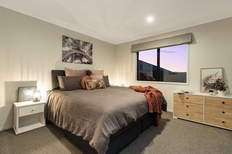 Photo of property in 16 Waghorn Street, Pyes Pa, Tauranga, 3112