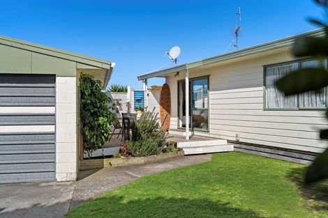 Photo of property in 65a Domain Road, Papamoa Beach, Papamoa, 3118