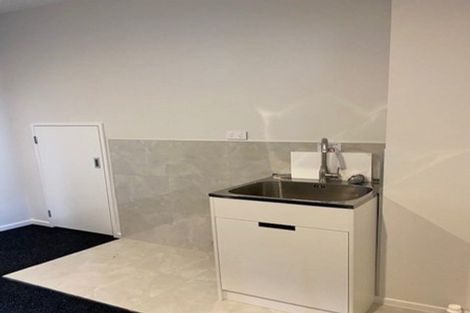 Photo of property in 18a Winfield Road, Kumeu, 0810