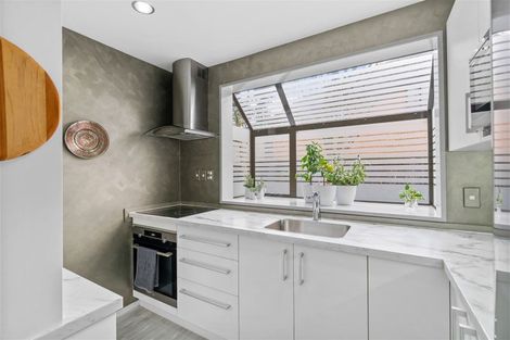 Photo of property in 4/27 Darvel Street, Riccarton, Christchurch, 8011