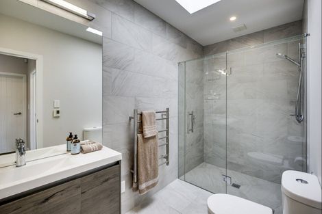 Photo of property in 15 Bray Place, Havelock North, 4130