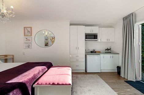 Photo of property in 41 Rosedale Crescent, Cloverlea, Palmerston North, 4412