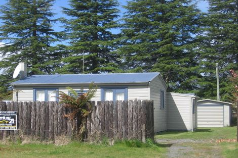 Photo of property in 14 Rangatira Drive, Mangakino, 3421