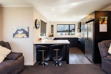 Photo of property in 81 Balrickard Way, Milson, Palmerston North, 4414
