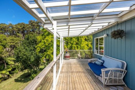 Photo of property in 61 Fairview Crescent, Omiha, Waiheke Island, 1081